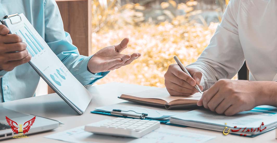 گلوگاه‌ های تجربه مشتری: اپیدمی خاموش کسب‌ و کارها - مشاوره مدیریت رخ